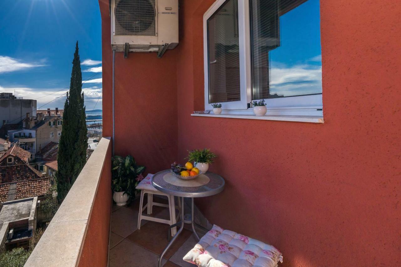 Apartment Old Town With Sea View 스플리트 외부 사진