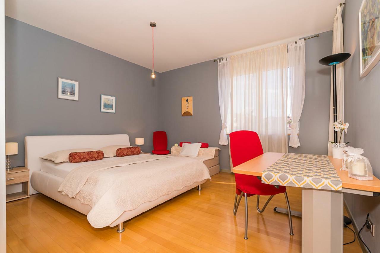 Apartment Old Town With Sea View 스플리트 외부 사진