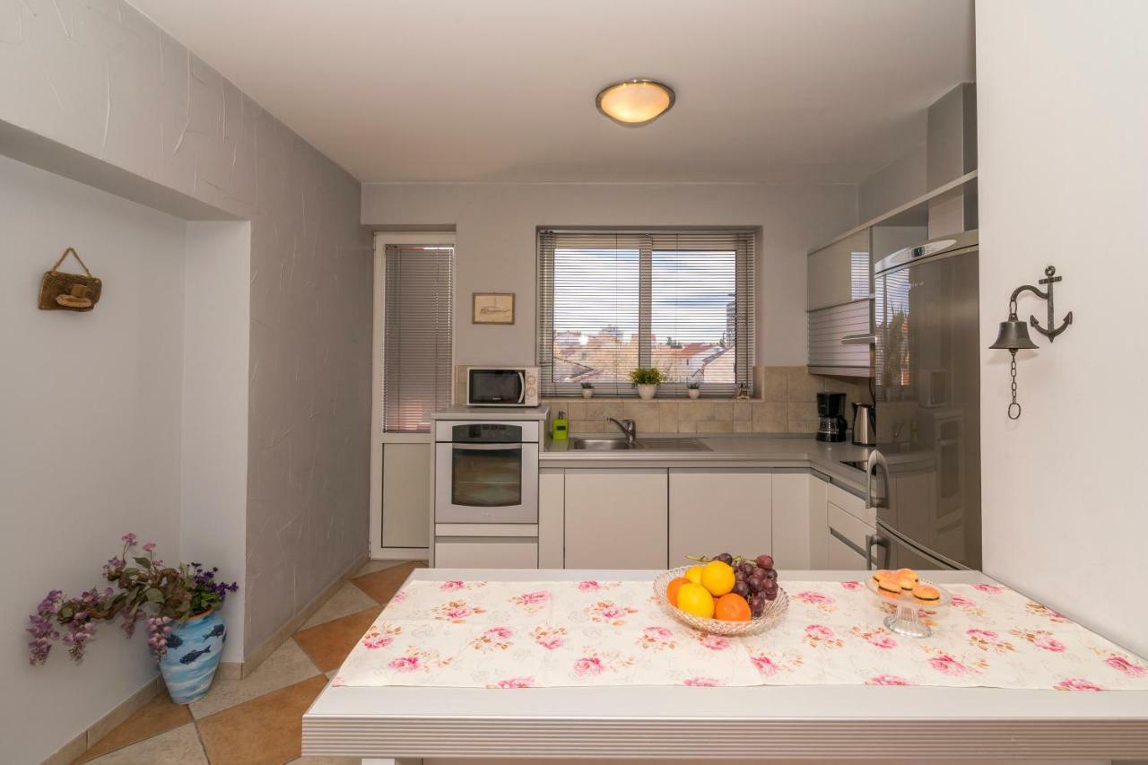 Apartment Old Town With Sea View 스플리트 외부 사진