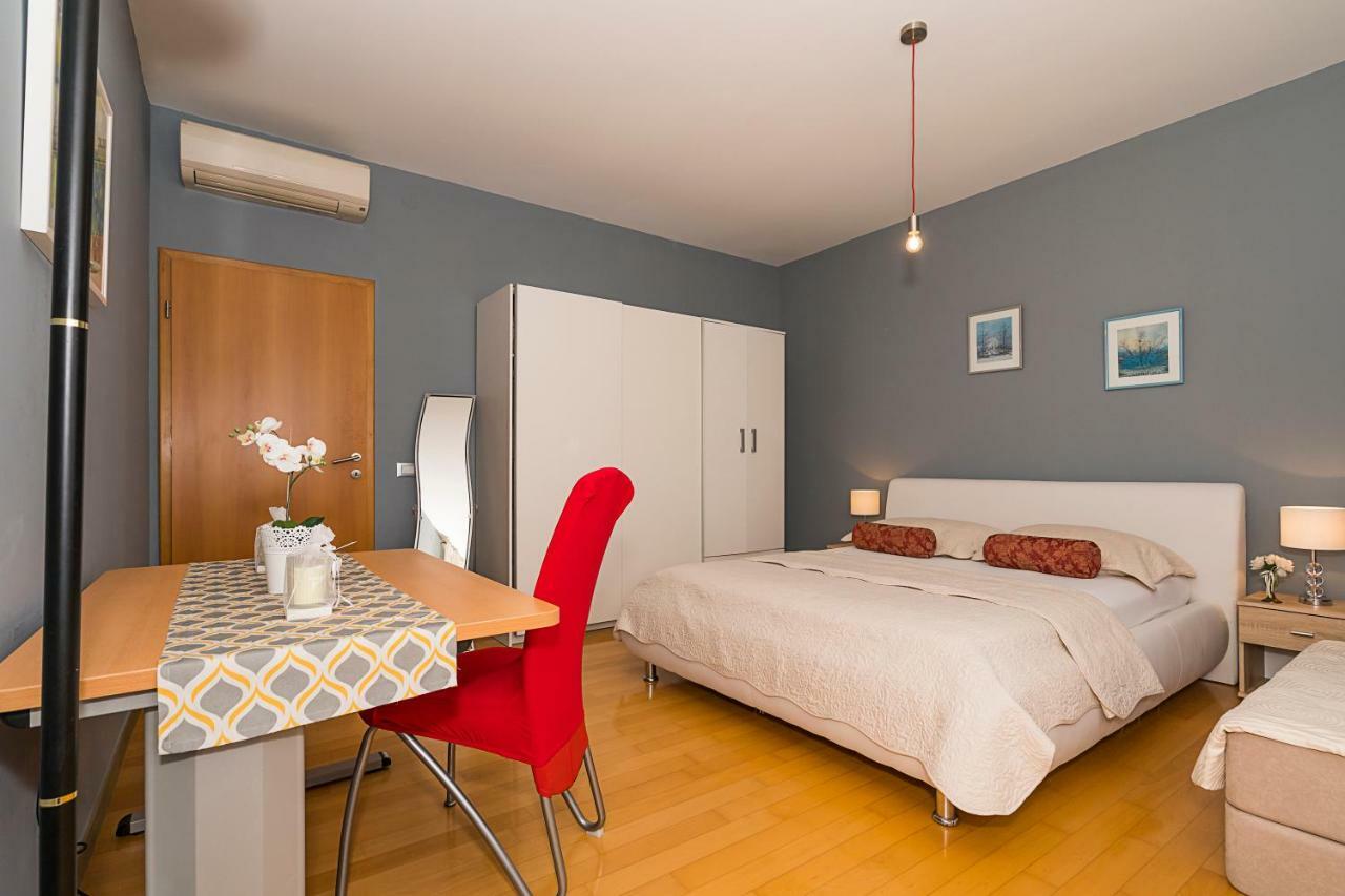Apartment Old Town With Sea View 스플리트 외부 사진